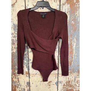 House of Harlow 1960 Revolve brown ribbed long sleeve bodysuit, size Small